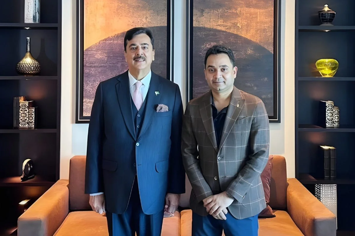 Chairman of the Senate of Pakistan Mr. Yusuf Raza Gilani Welcomes Moldova’s H. Consul Mr. Kashif Ali in Dubai